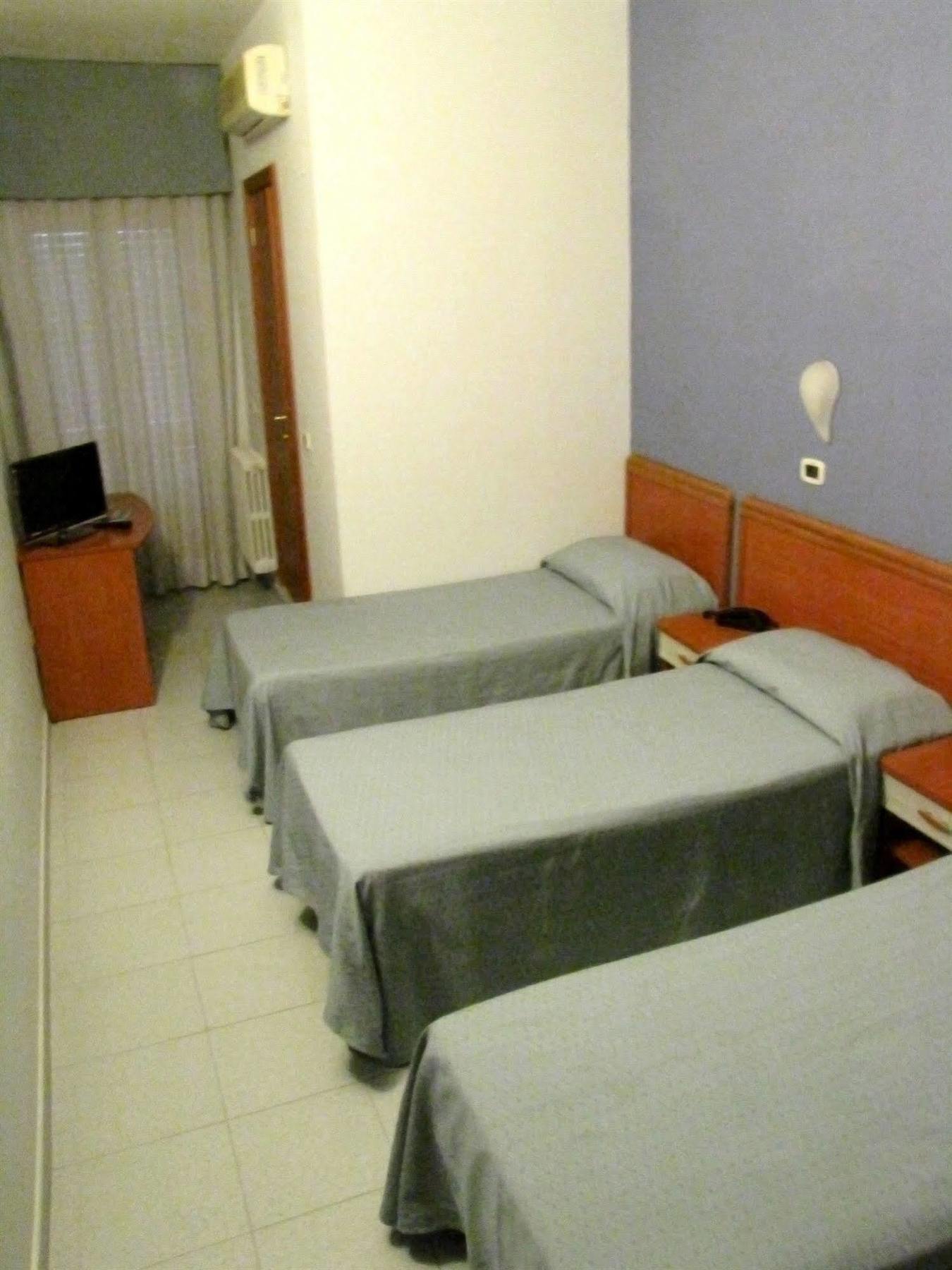 Hotel Acquario 3*